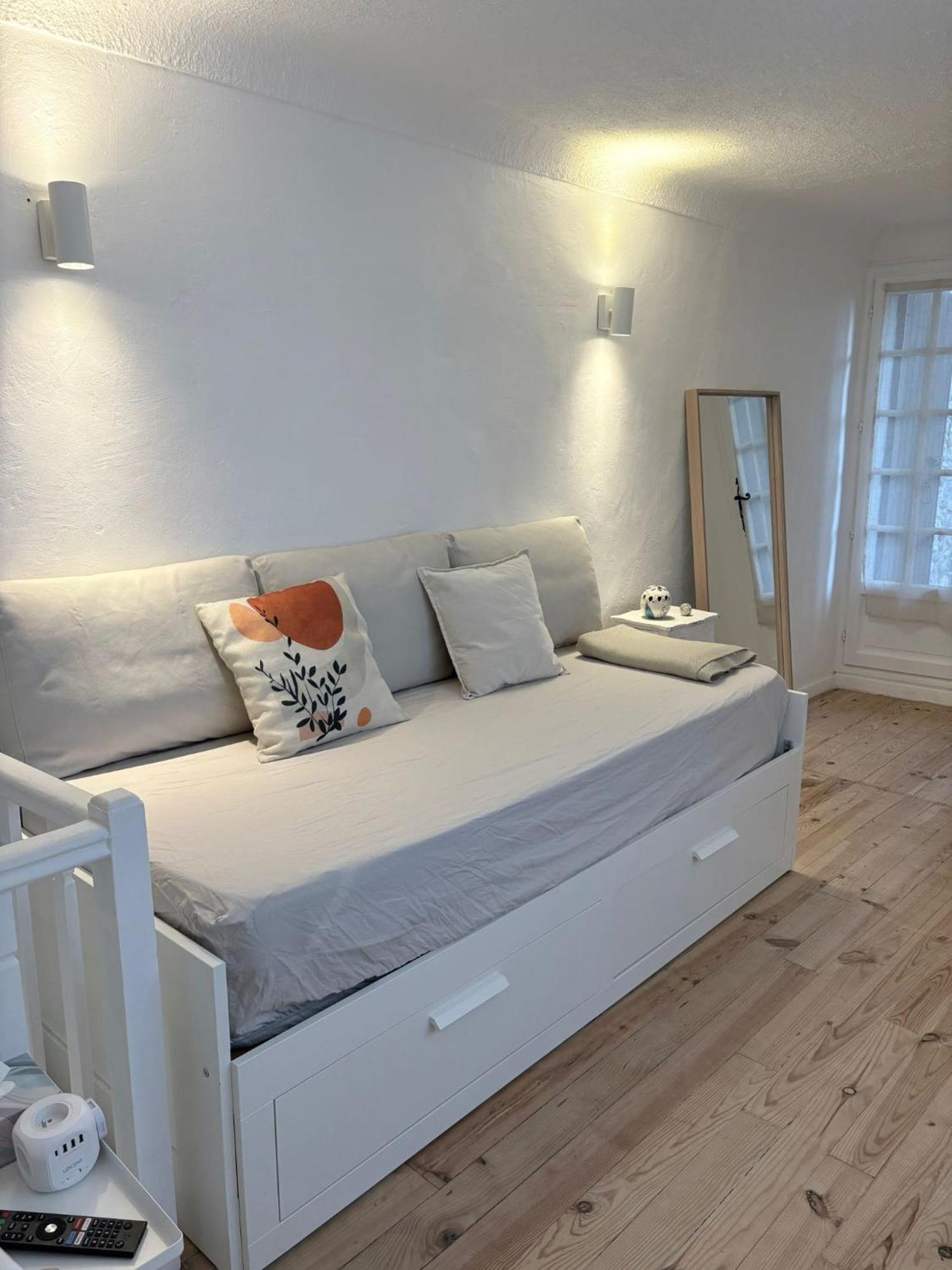 Duplex Au Pied Du Chateau Cagnes-sur-Mer Buitenkant foto
